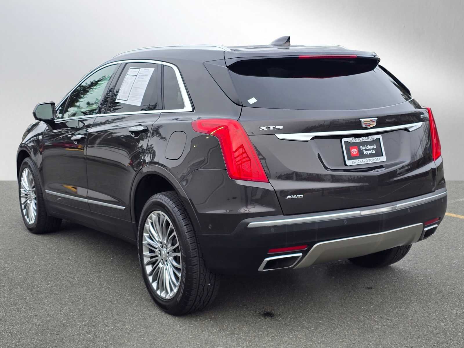 2017 Cadillac XT5 Platinum AWD