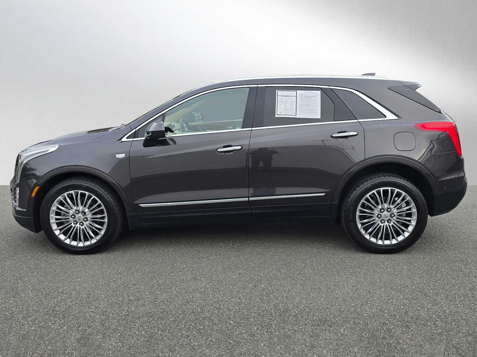 2017 Cadillac XT5 Platinum AWD