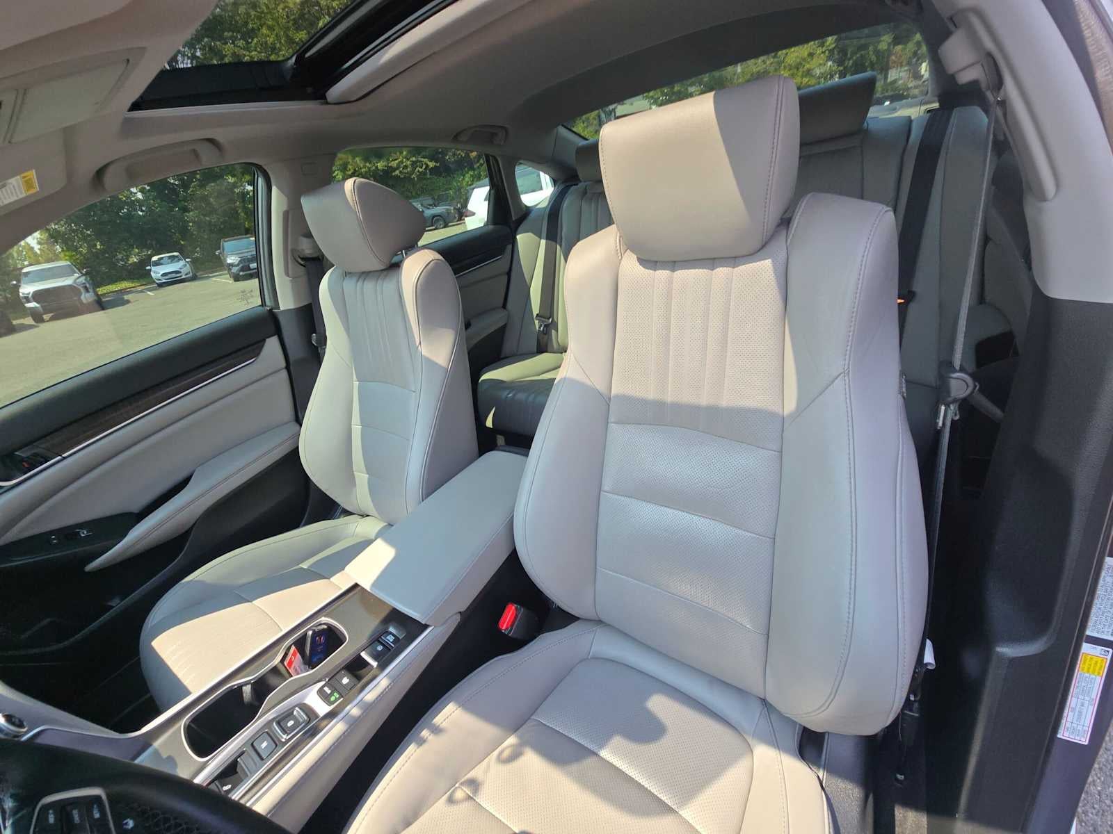 2019 Honda Accord Hybrid Touring