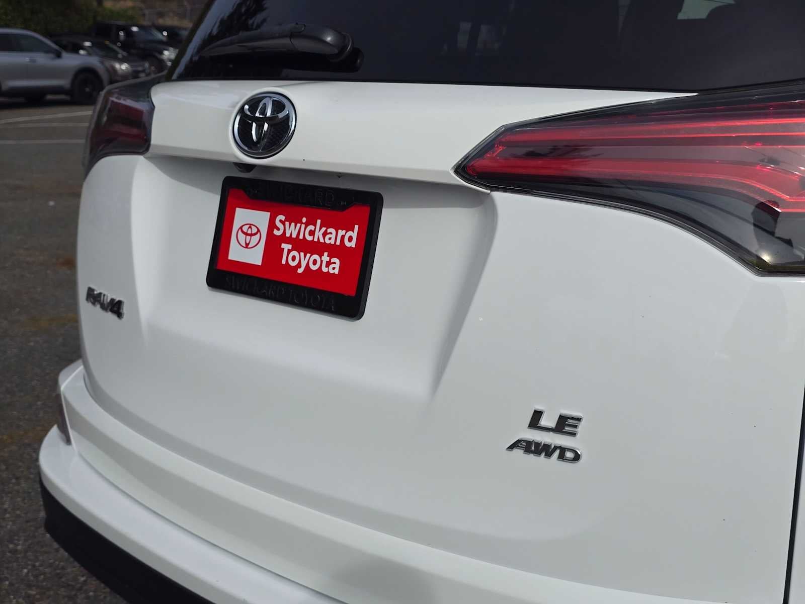2017 Toyota RAV4 LE