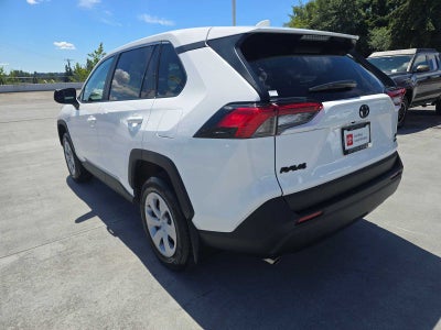 2025 Toyota RAV4 LE