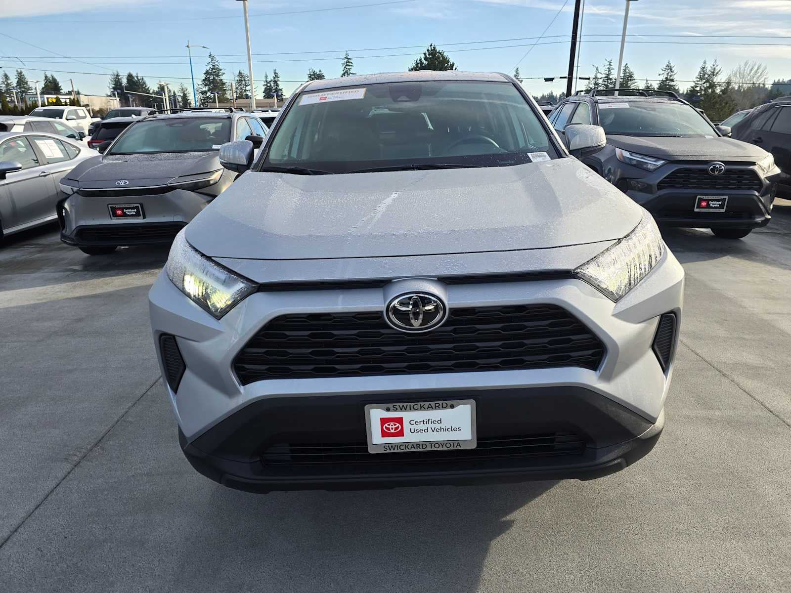 2025 Toyota RAV4 LE
