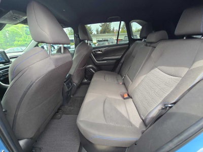 2022 Toyota RAV4 Hybrid SE