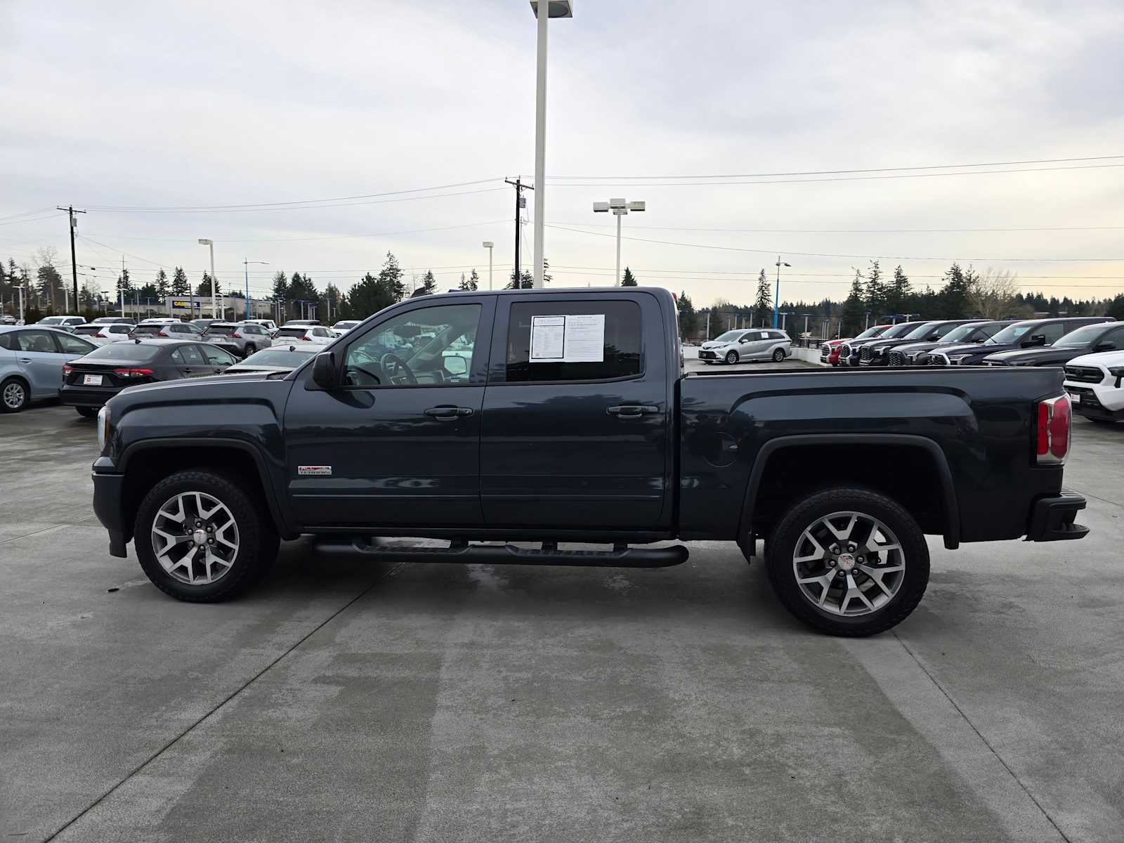 2017 GMC Sierra 1500 SLT