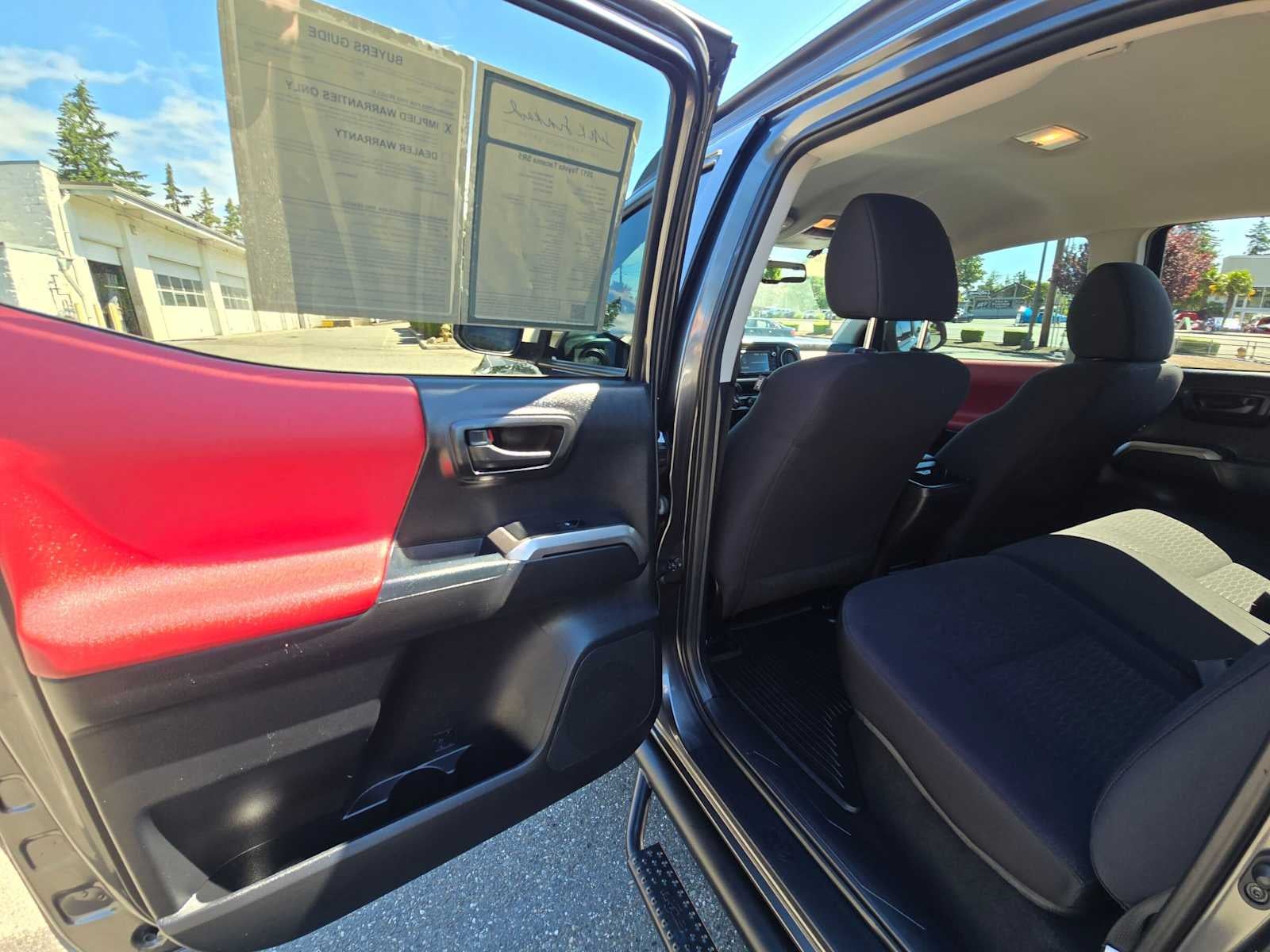 2017 Toyota Tacoma SR5