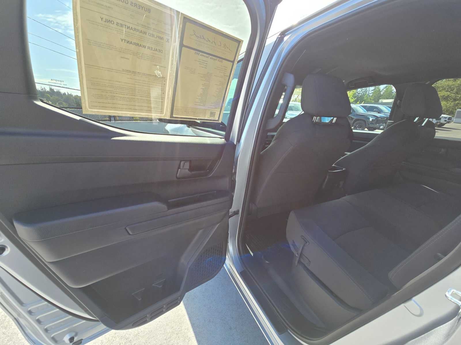 2025 Toyota Tacoma SR5