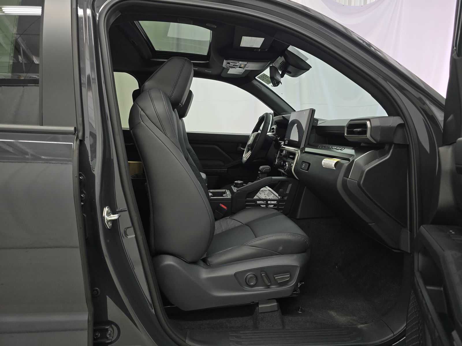 2025 Toyota Tacoma TRD Off Road Hybrid