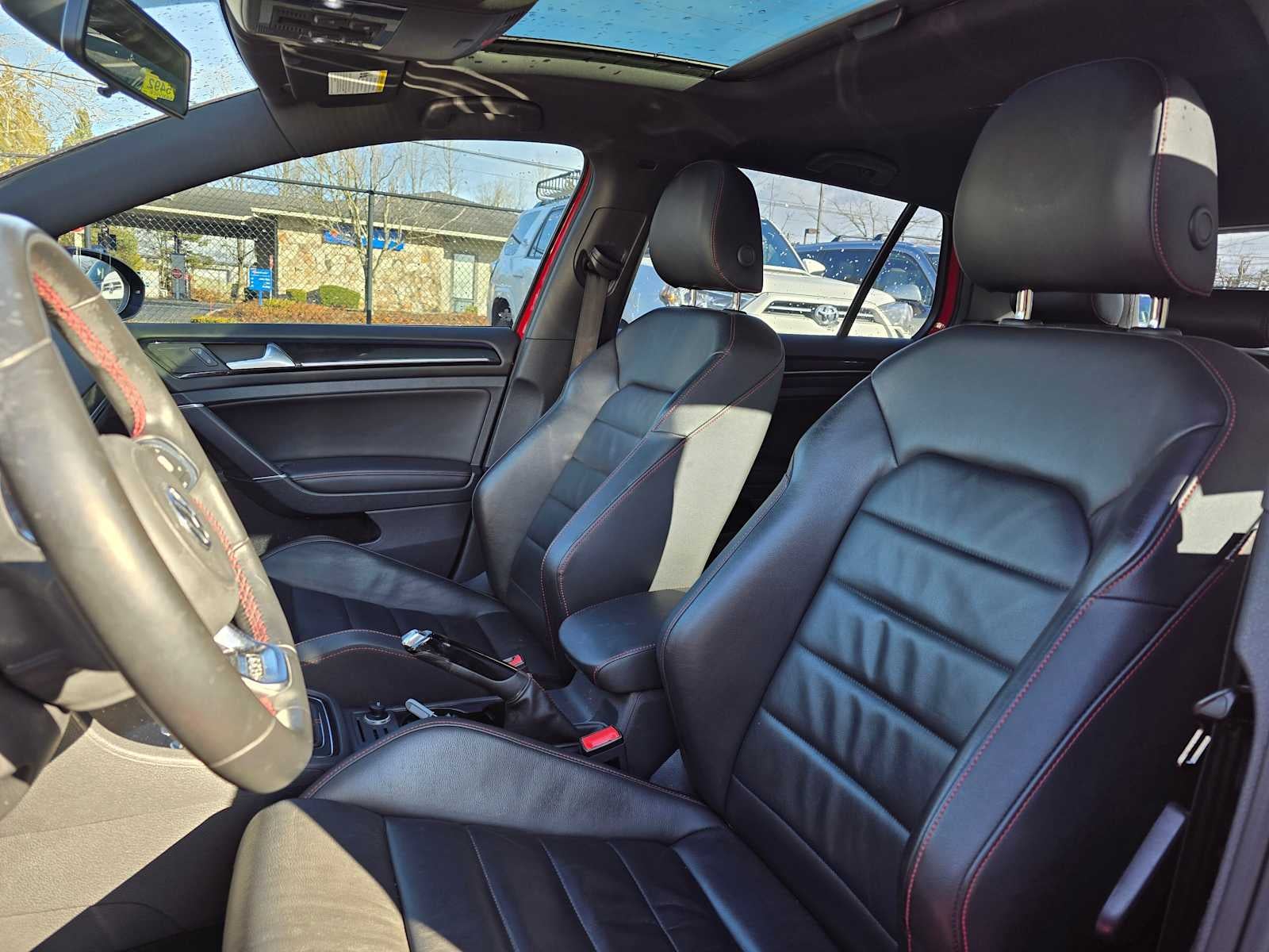 2016 Volkswagen Golf GTI SE w/Performance Pkg