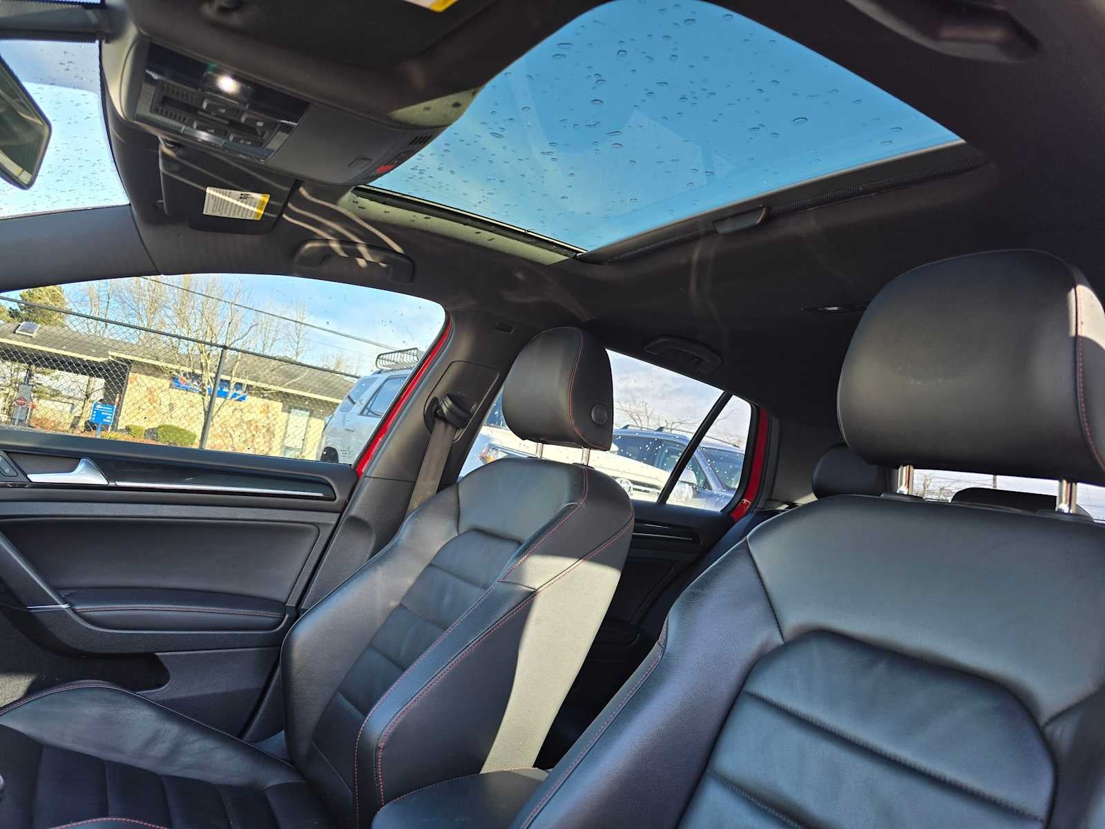 2016 Volkswagen Golf GTI SE w/Performance Pkg