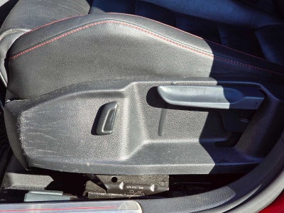 2016 Volkswagen Golf GTI SE w/Performance Pkg