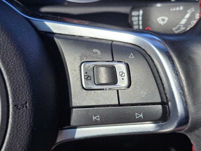 2016 Volkswagen Golf GTI SE w/Performance Pkg