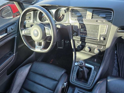 2016 Volkswagen Golf GTI SE w/Performance Pkg