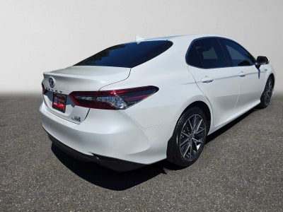 2021 Toyota Camry Hybrid XLE