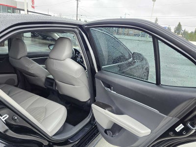 2023 Toyota Camry Hybrid SE