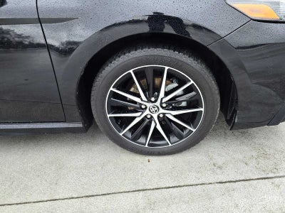 2023 Toyota Camry Hybrid SE