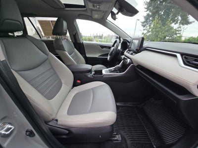 2022 Toyota RAV4 Hybrid XLE Premium