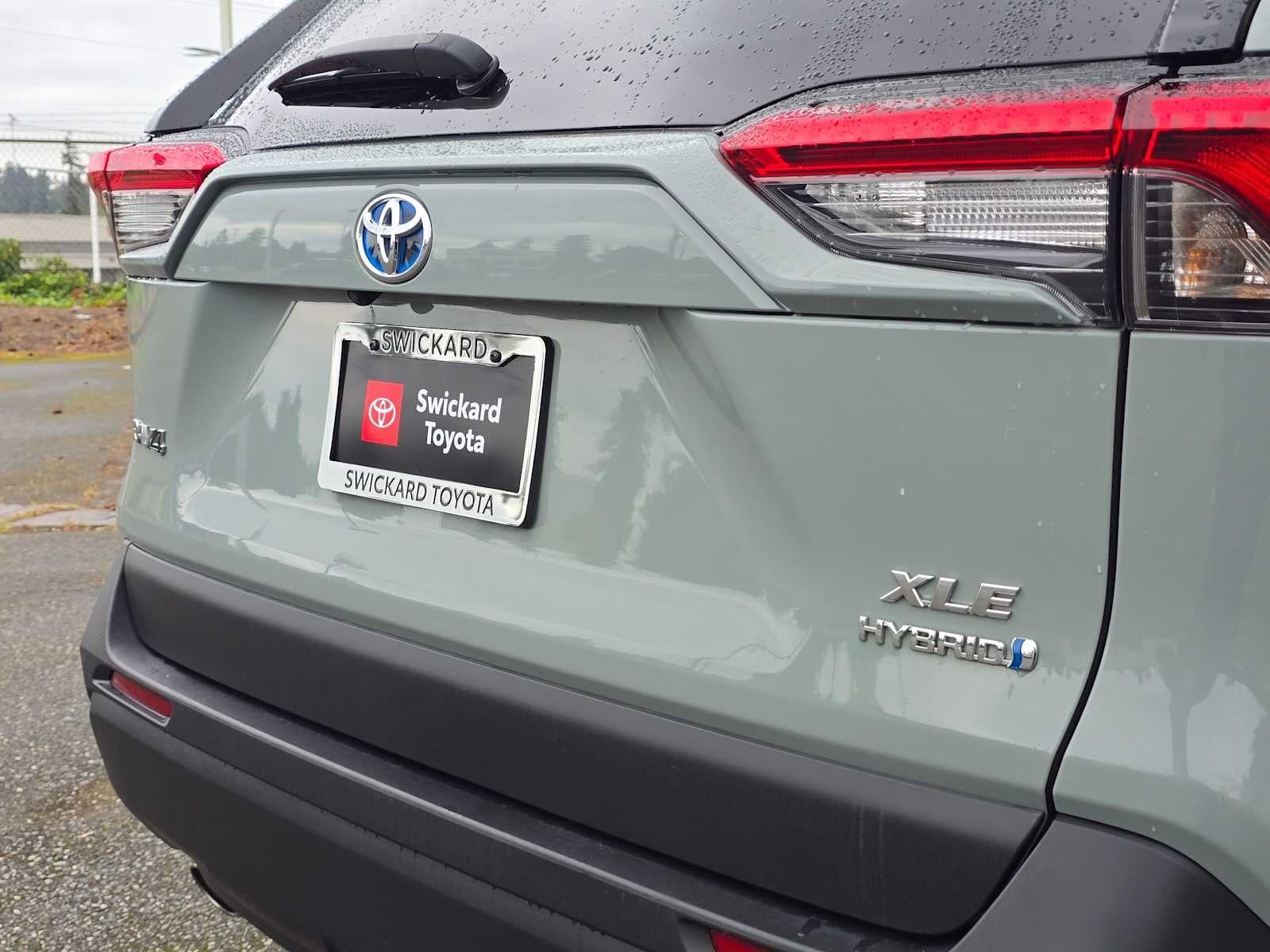 2022 Toyota RAV4 Hybrid XLE Premium