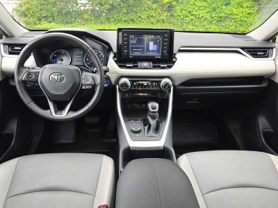 2022 Toyota RAV4 Hybrid XLE Premium