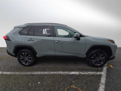 2022 Toyota RAV4 Hybrid XLE Premium