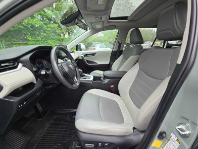 2022 Toyota RAV4 Hybrid XLE Premium