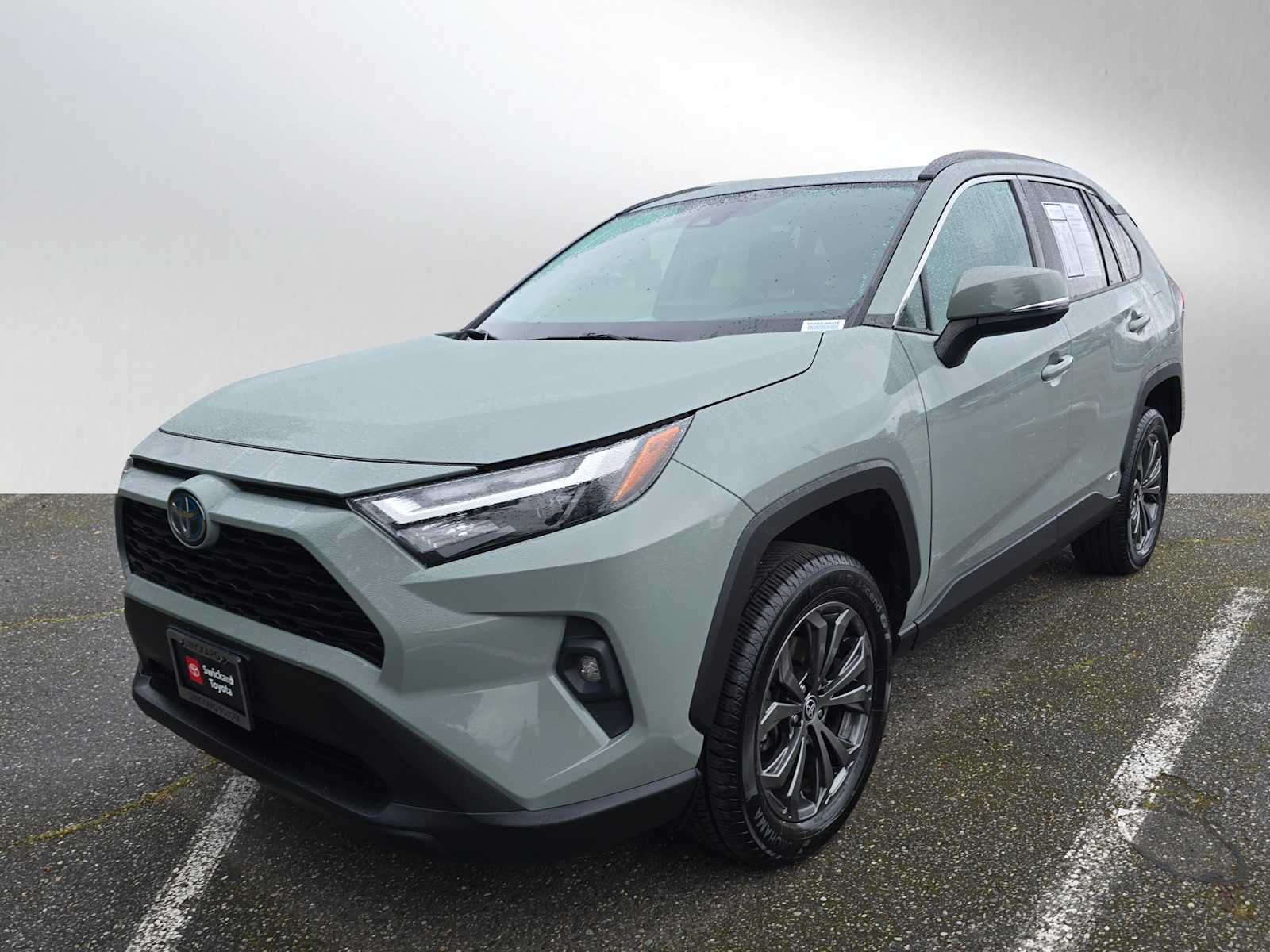 2022 Toyota RAV4 Hybrid XLE Premium