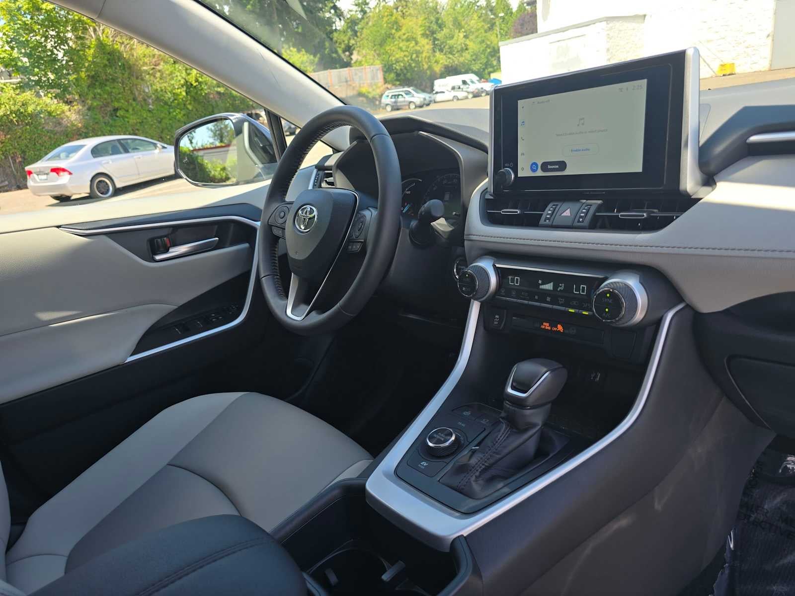 2025 Toyota RAV4 Hybrid XLE Premium