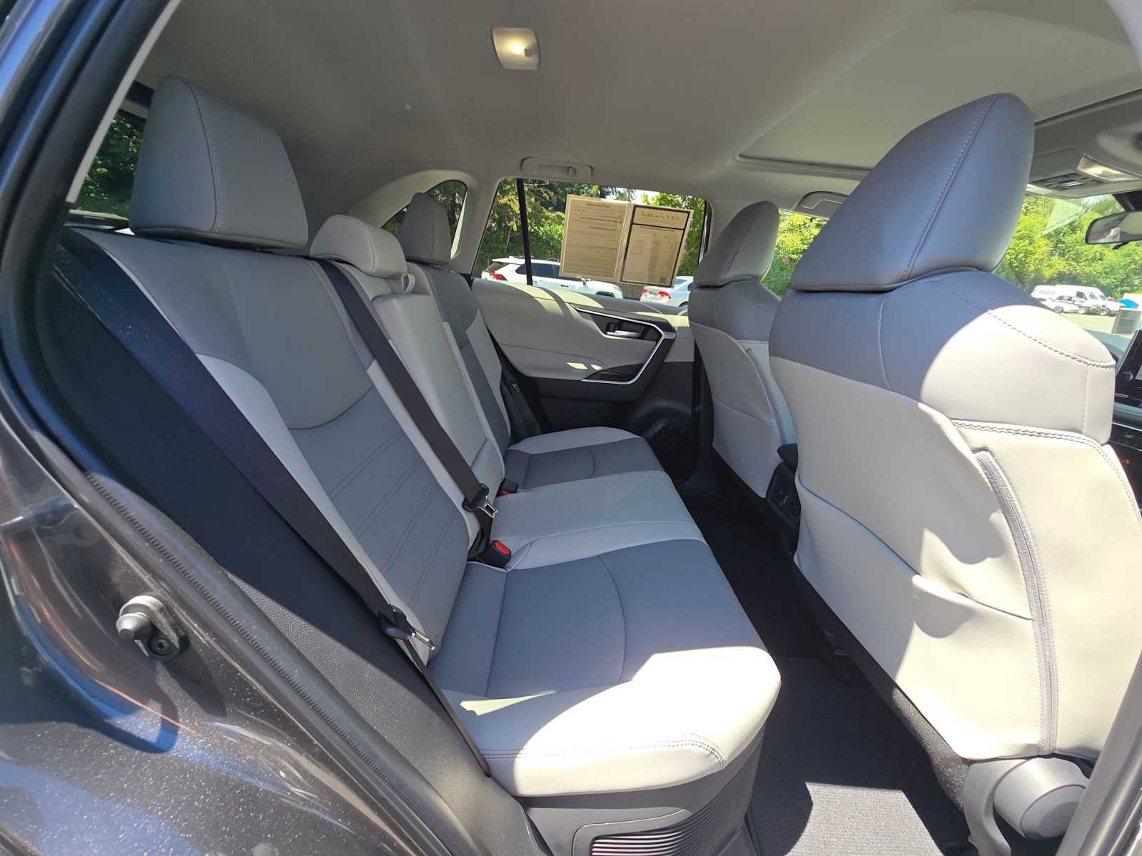 2025 Toyota RAV4 Hybrid XLE Premium