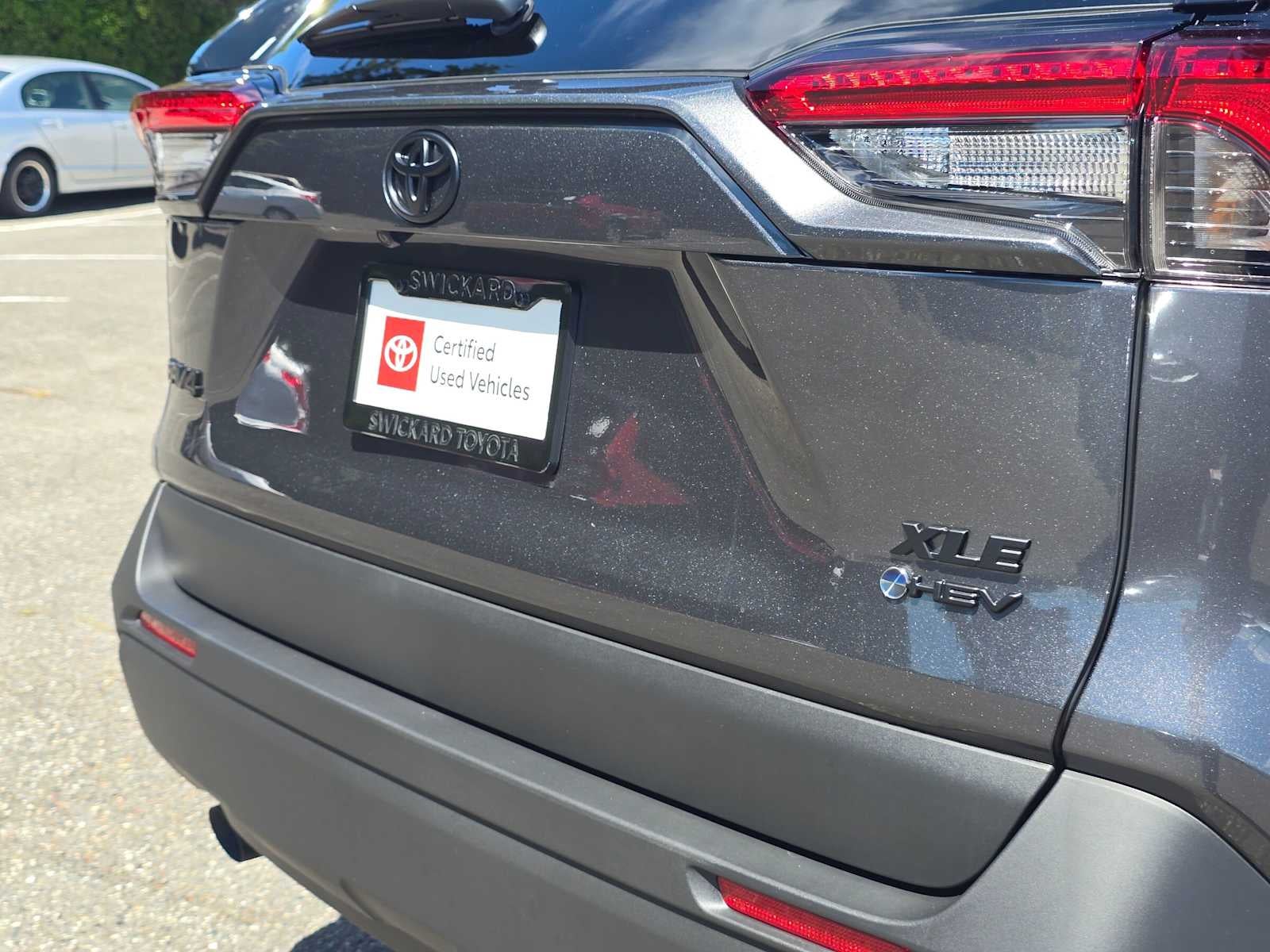 2025 Toyota RAV4 Hybrid XLE Premium