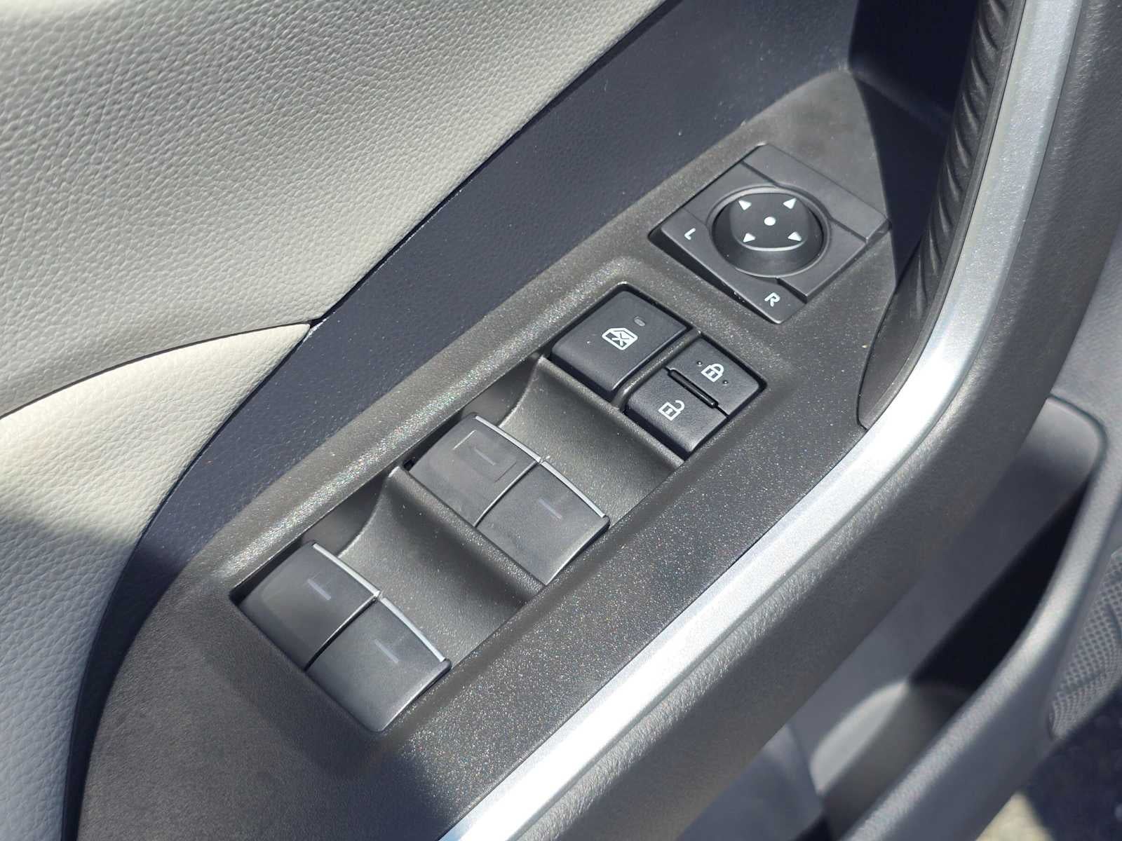 2025 Toyota RAV4 Hybrid XLE Premium