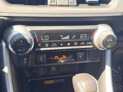 2025 Toyota RAV4 Hybrid XSE