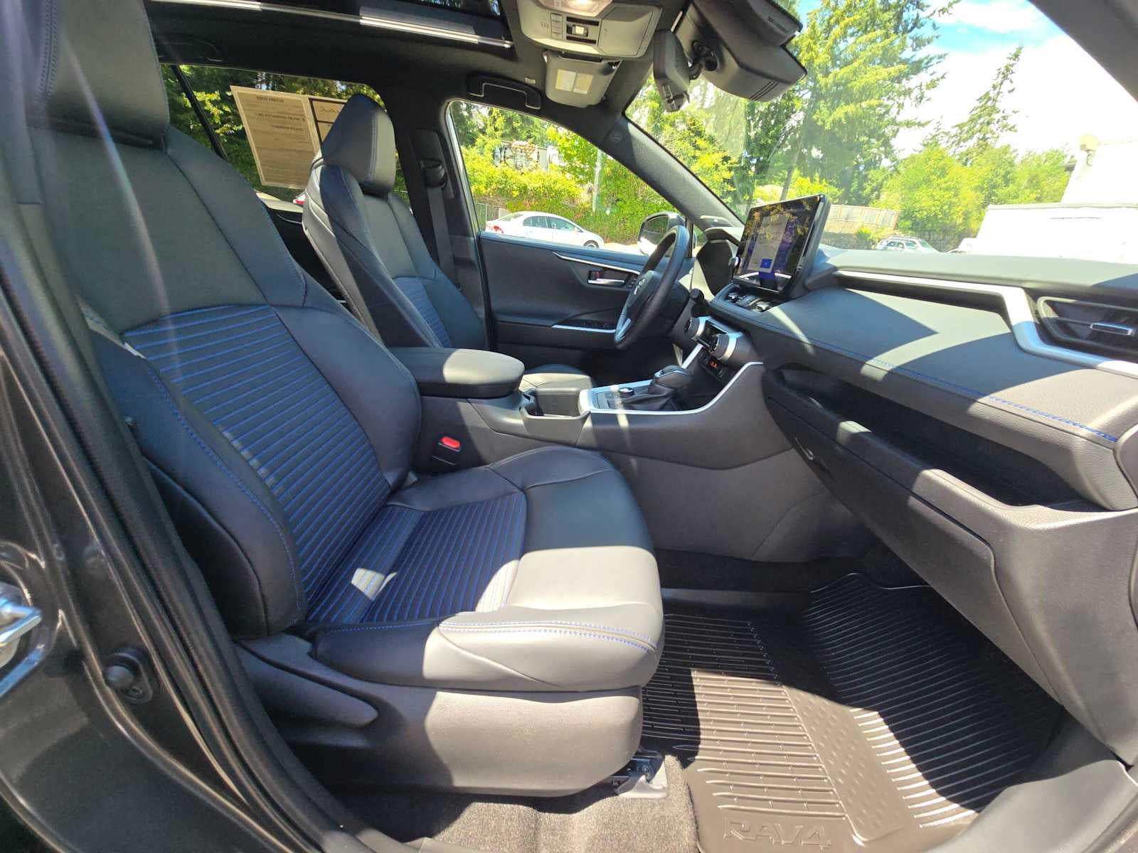 2025 Toyota RAV4 Hybrid XSE
