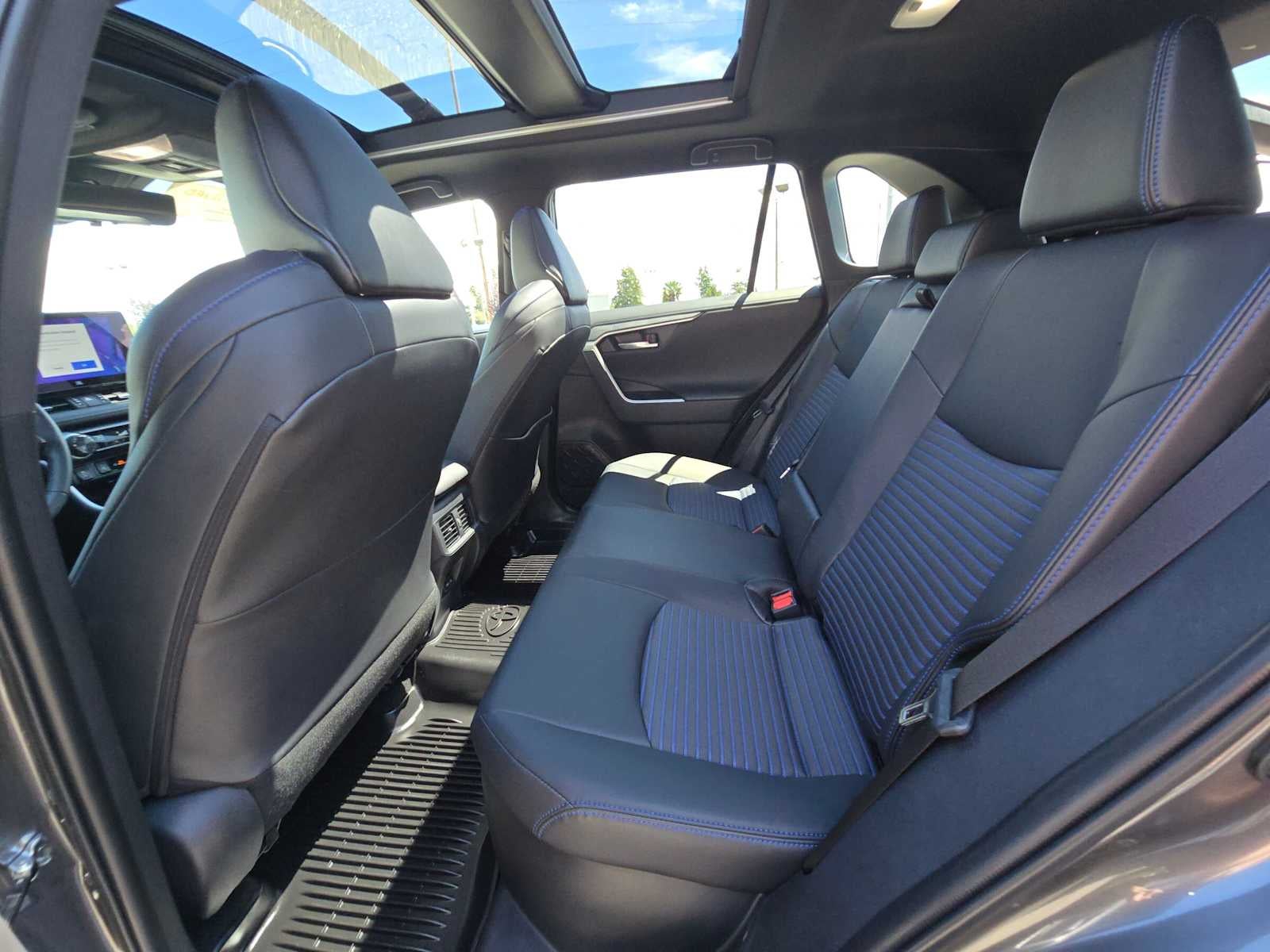 2025 Toyota RAV4 Hybrid XSE