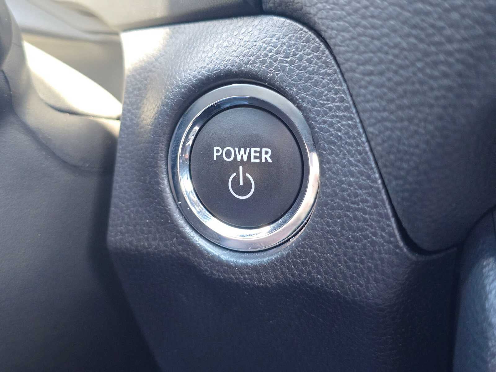 2025 Toyota RAV4 Hybrid XSE