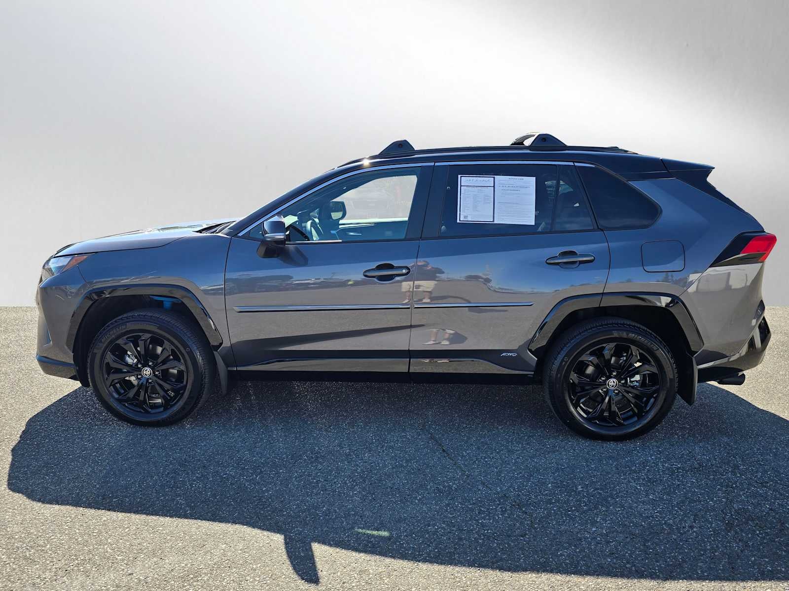 2025 Toyota RAV4 Hybrid XSE