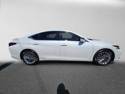 2021 Lexus ES 300h Luxury