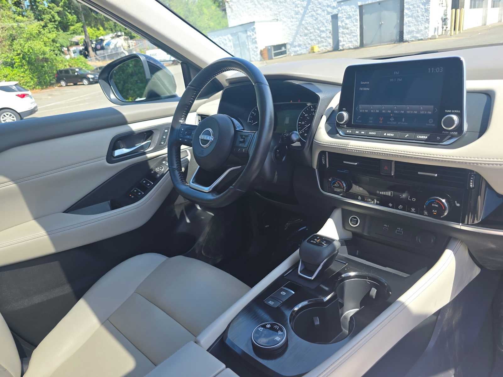 2023 Nissan Rogue SL