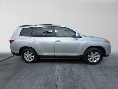 2011 Toyota Highlander SE