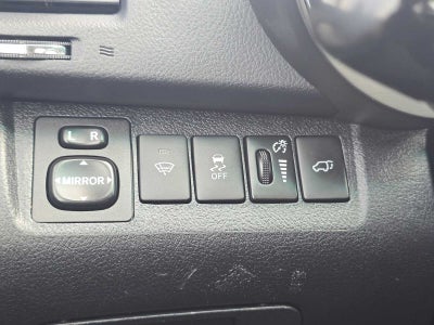 2011 Toyota Highlander SE