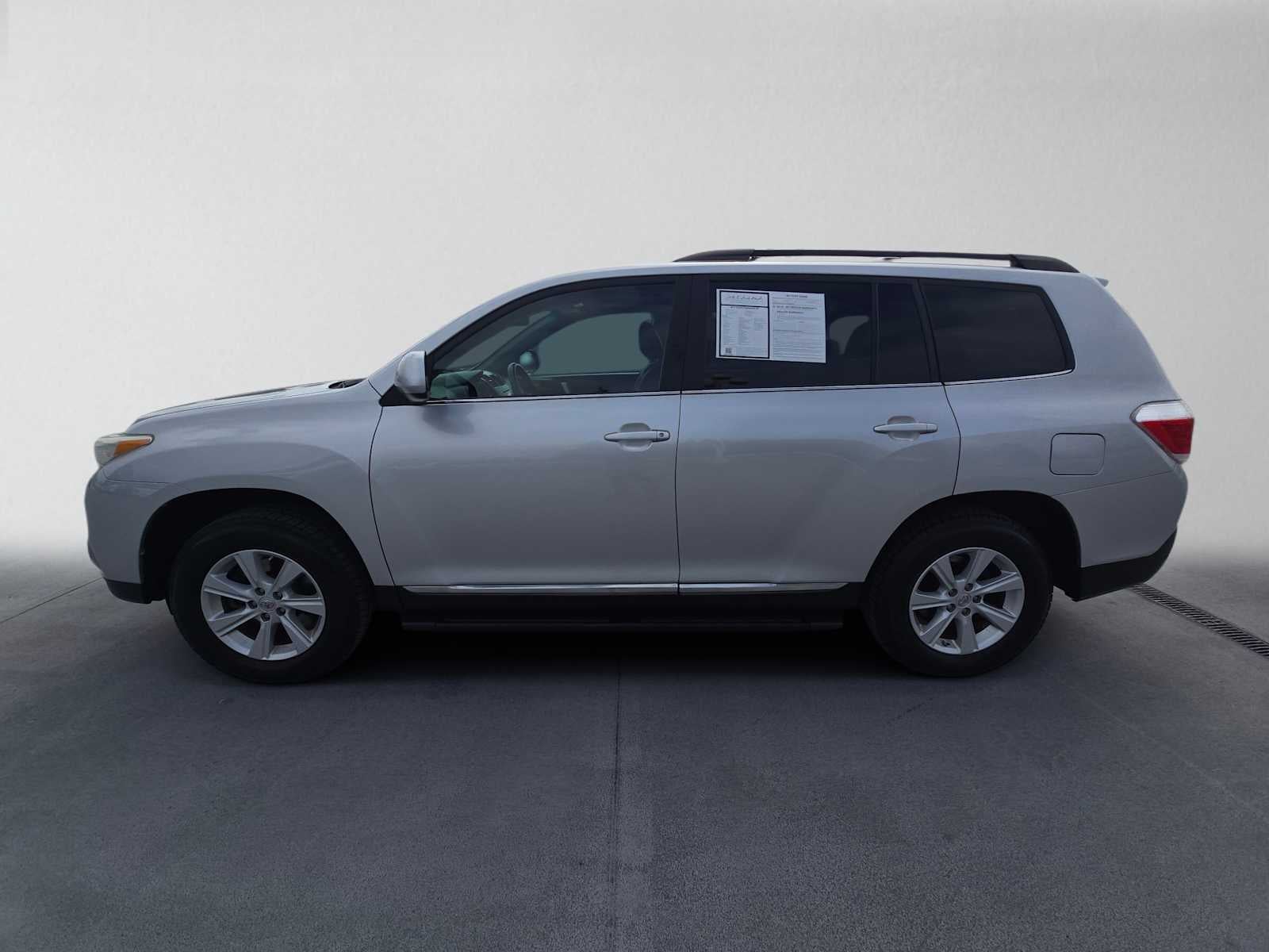 2011 Toyota Highlander SE