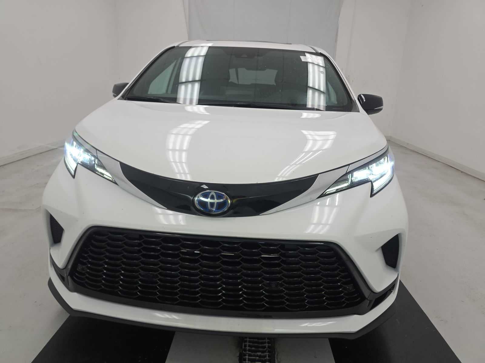 2024 Toyota Sienna XSE