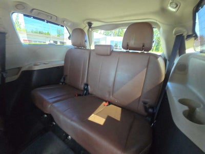 2015 Toyota Sienna Ltd