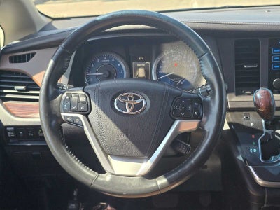 2015 Toyota Sienna Ltd