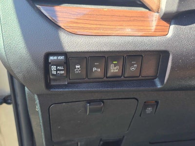 2015 Toyota Sienna Ltd