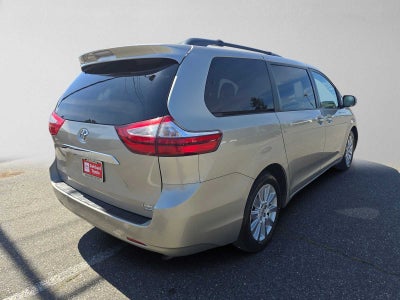 2015 Toyota Sienna Ltd