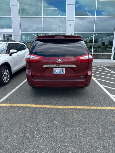 2017 Toyota Sienna Limited Premium