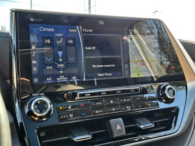 2022 Toyota Highlander Hybrid Platinum