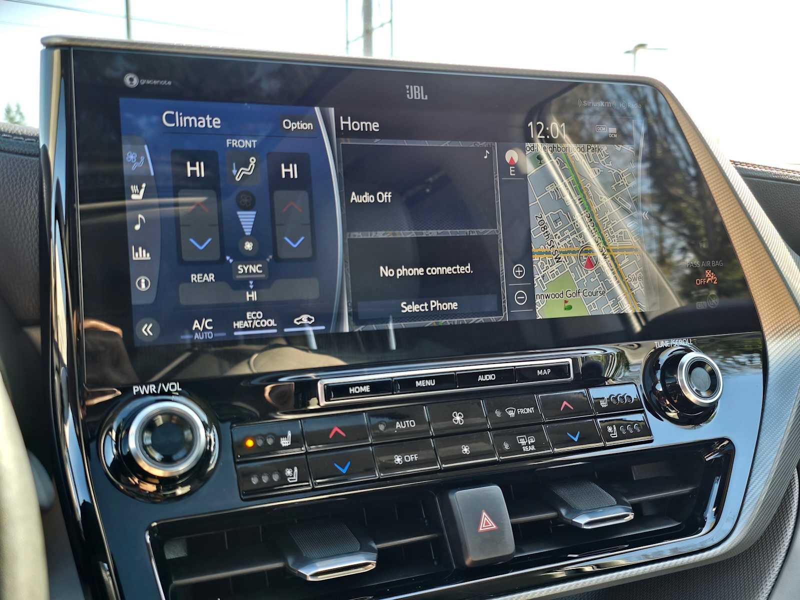 2022 Toyota Highlander Hybrid Platinum