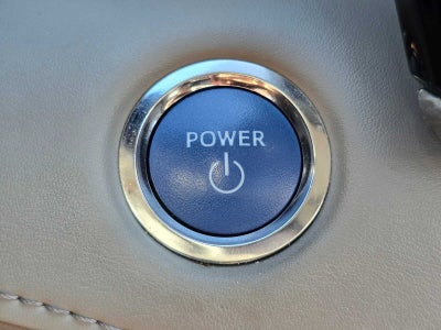 2022 Toyota Highlander Hybrid Platinum