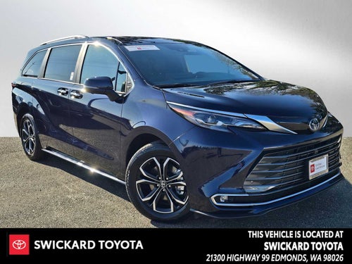 2025 Toyota Sienna Platinum
