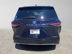 2025 Toyota Sienna Platinum